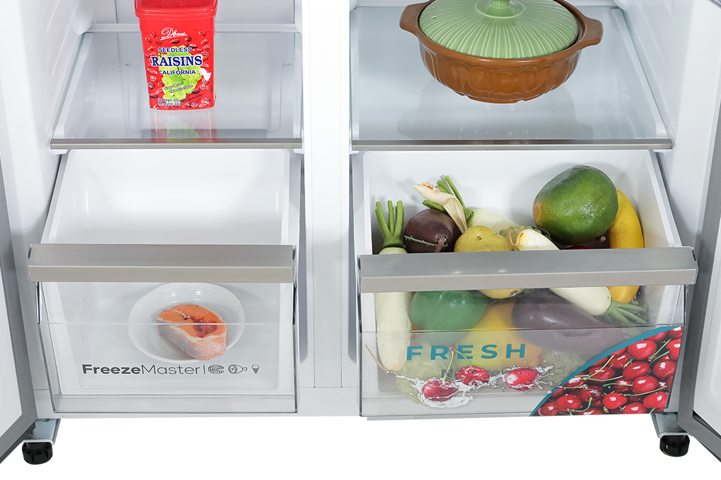 Ngăn rau củ riêng biệt có dung tích lớn