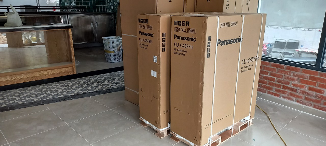 may lanh panasonic giao hang-8